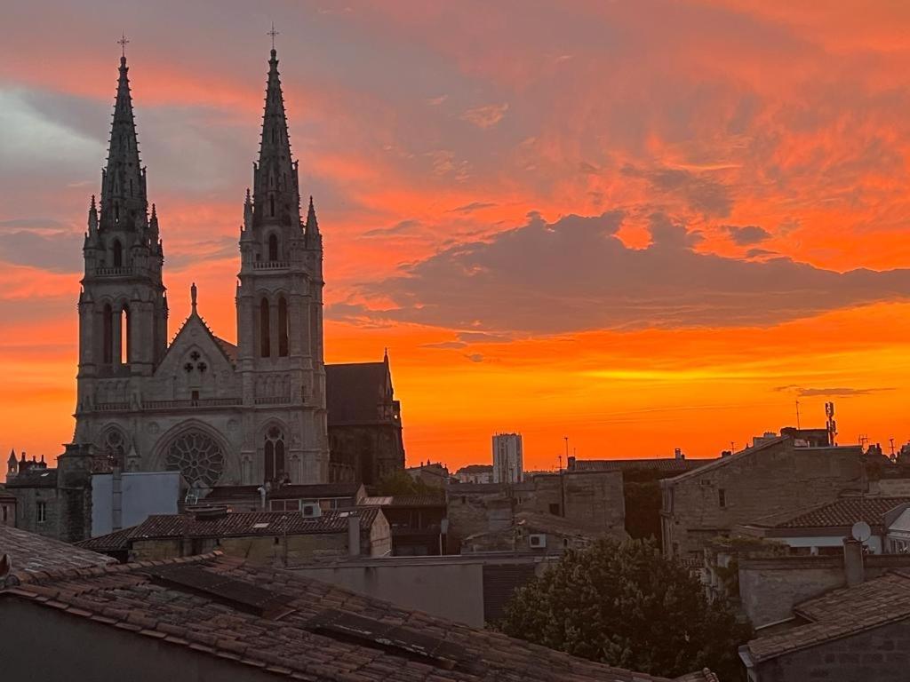 Belle Vue - Vue Exceptionnel Chartrons 2 Chambres Avec Parking Bordeaux Dış mekan fotoğraf